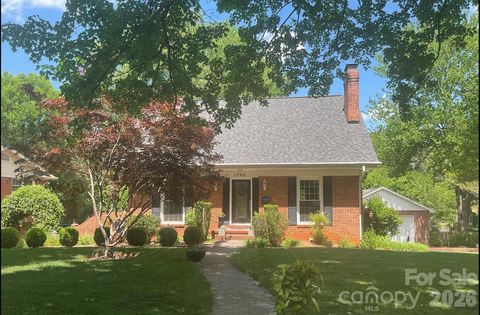 Photo of 1745 Wensley Drive, Charlotte, NC 28210 (MLS # 4374719)