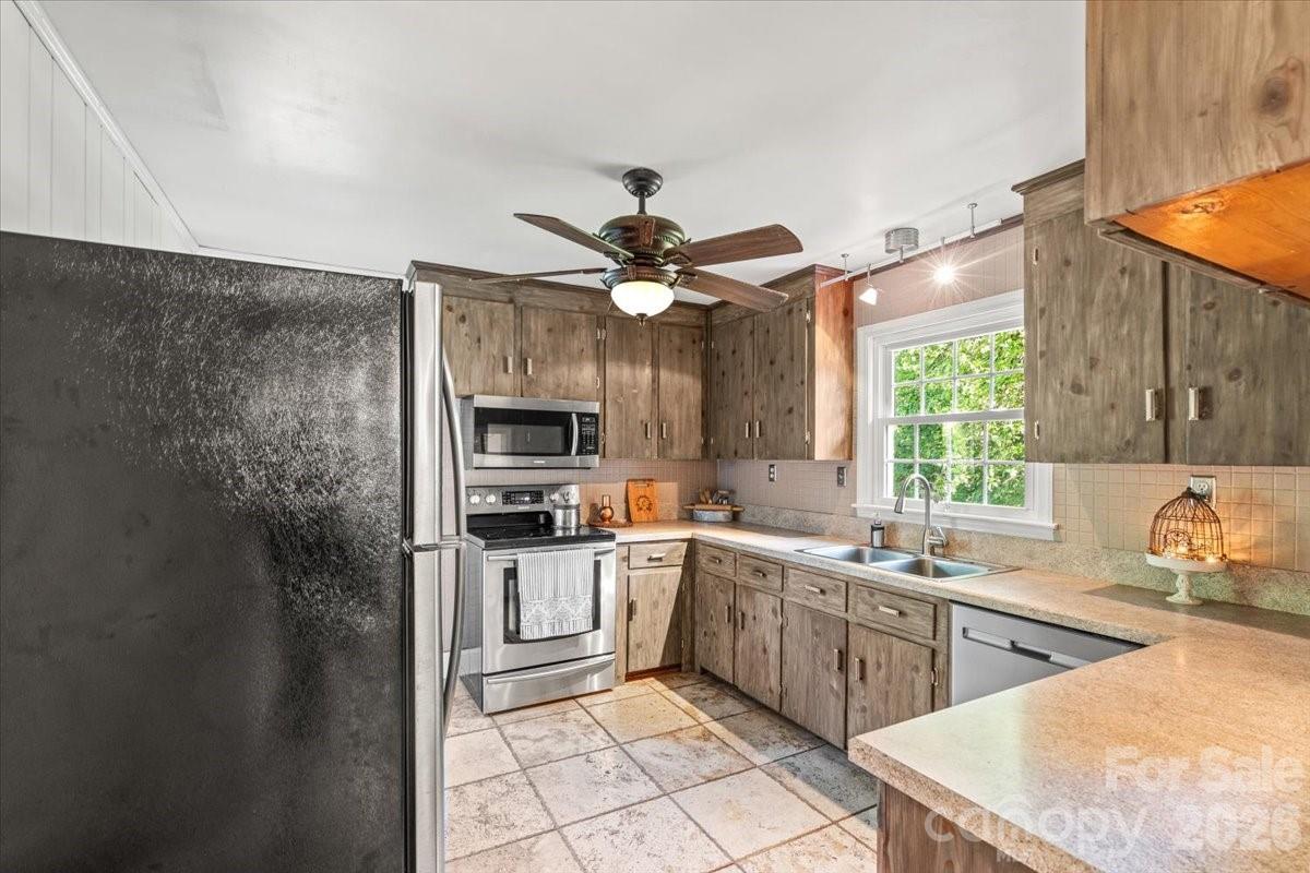 Montclaire - Residential