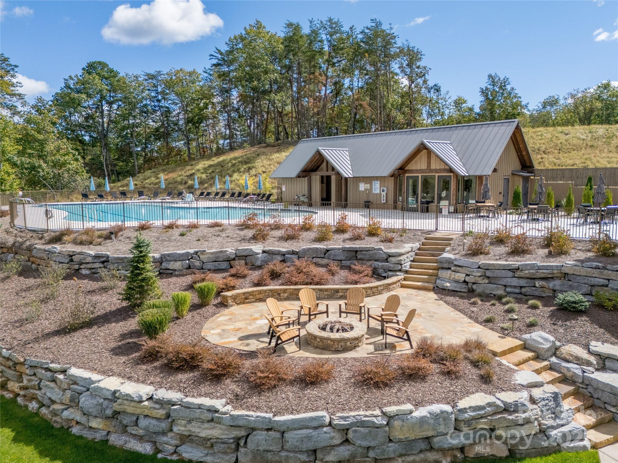 Brights Creek - Land