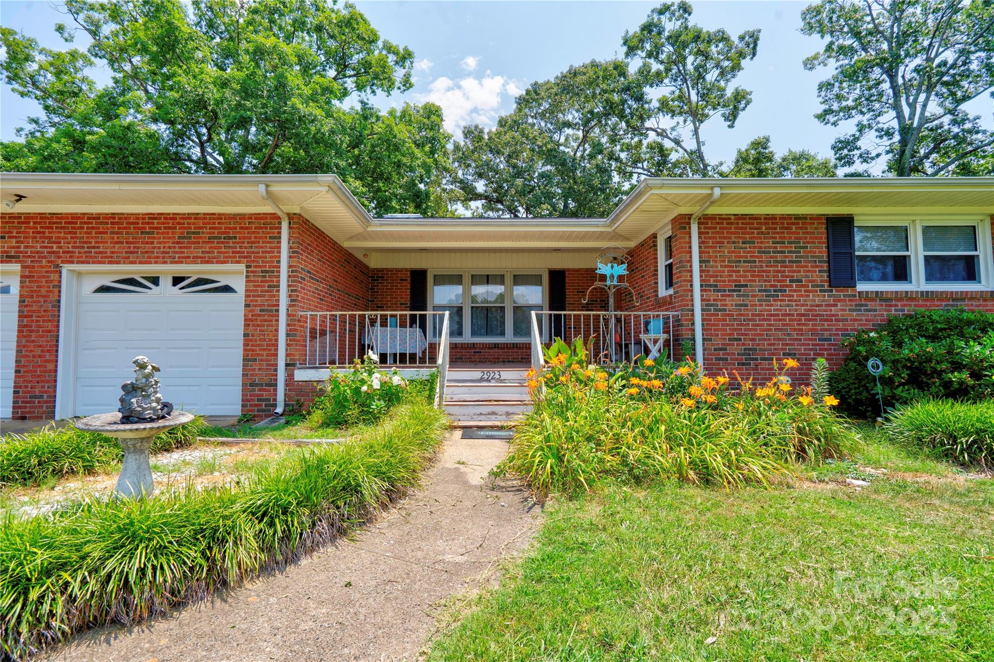 2923 G B Blanton Road