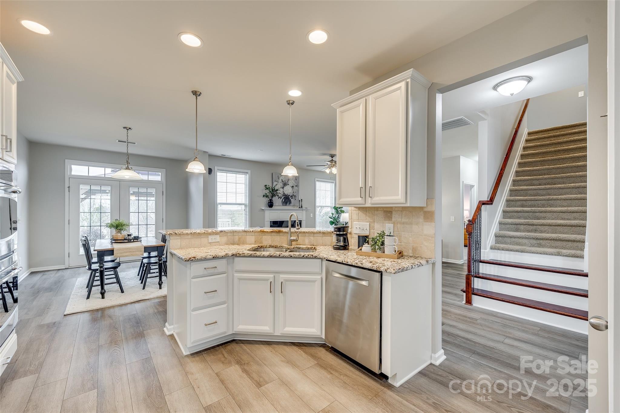 Bridge Pointe - Residential