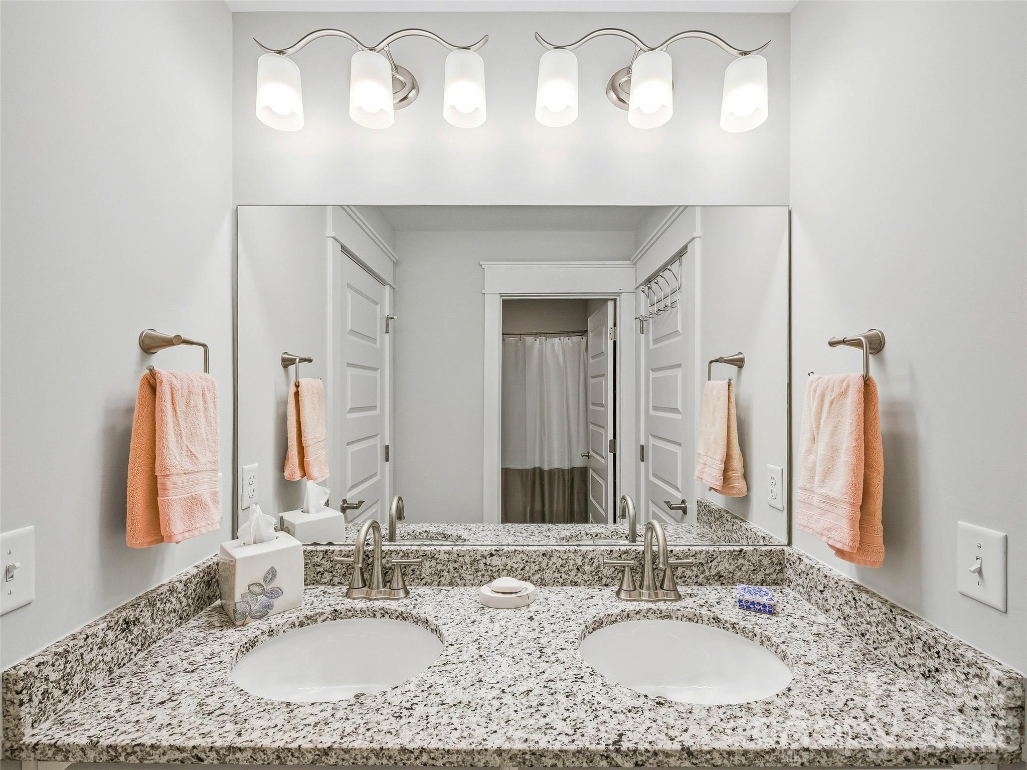 Ellis Place - Residential