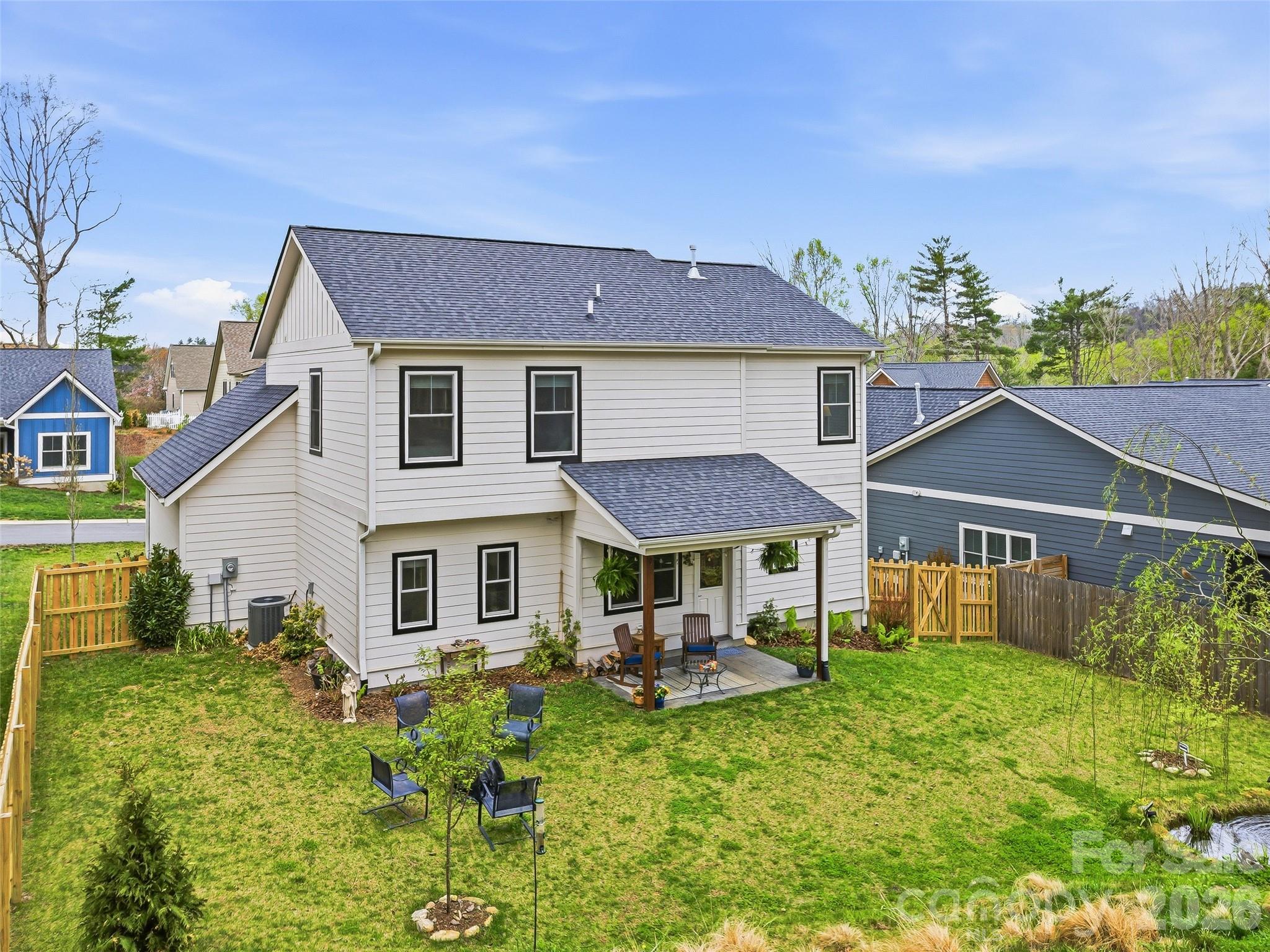 Ellis Place - Residential