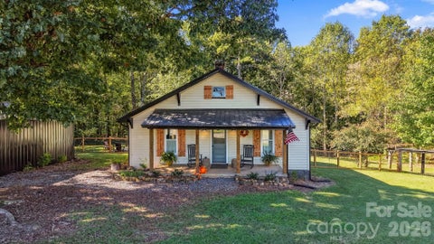 Photo of 271 Fairmount Road, Statesville, NC 28625 (MLS # 4436375)