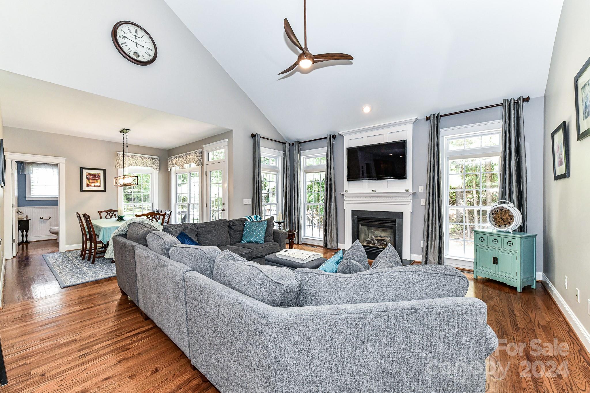 Lake Shore - Residential