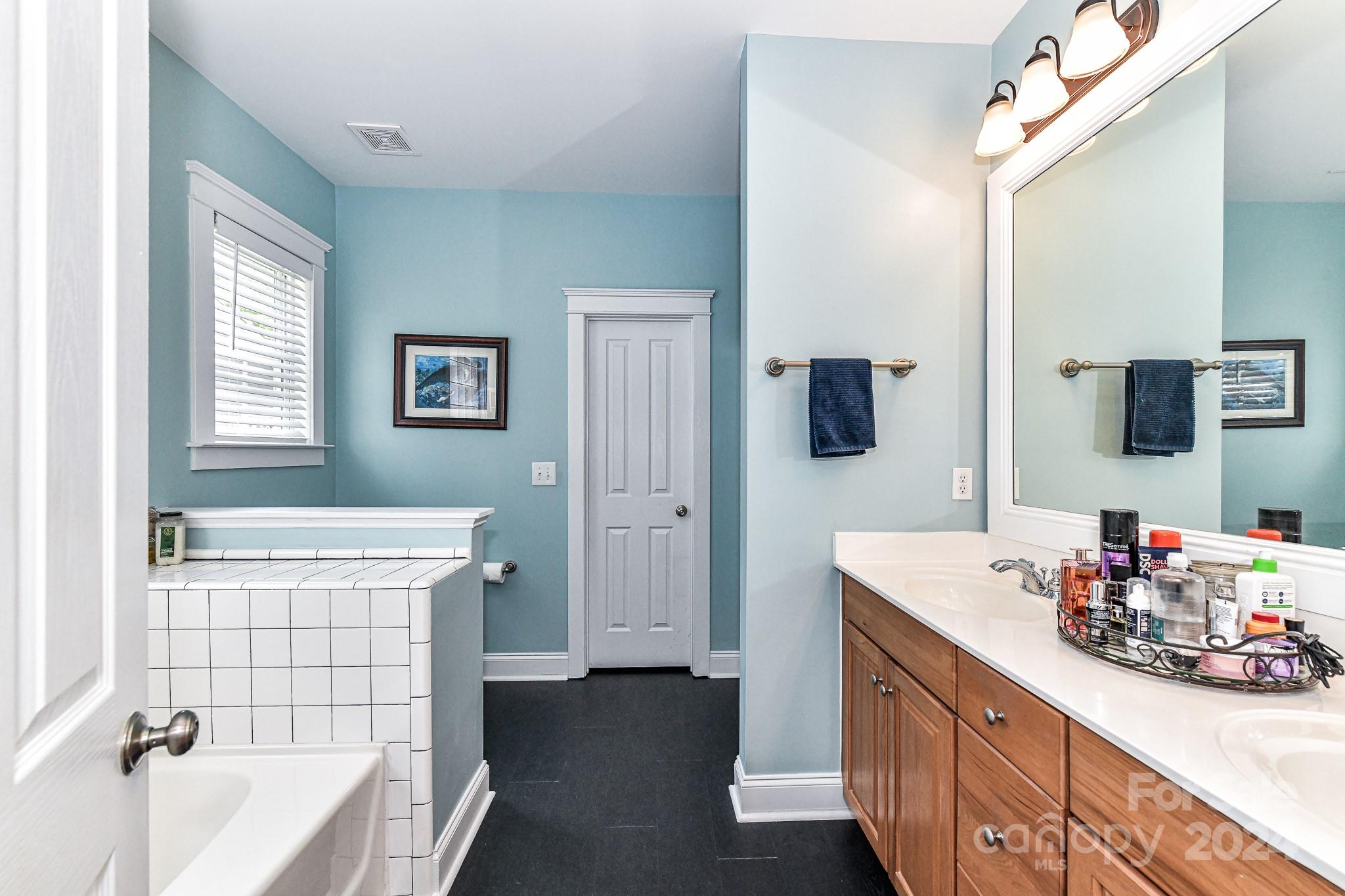 Lake Shore - Residential