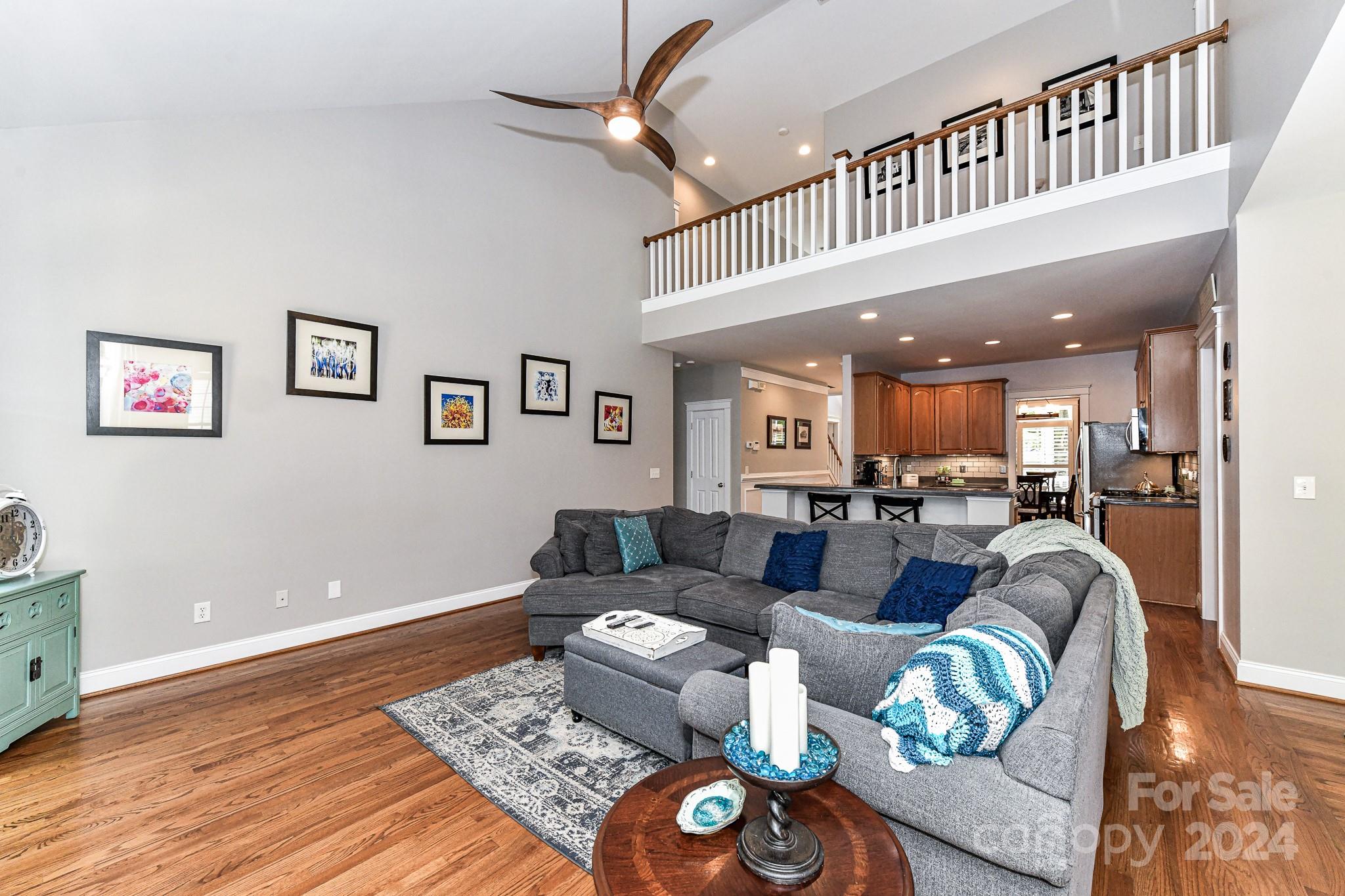 Lake Shore - Residential