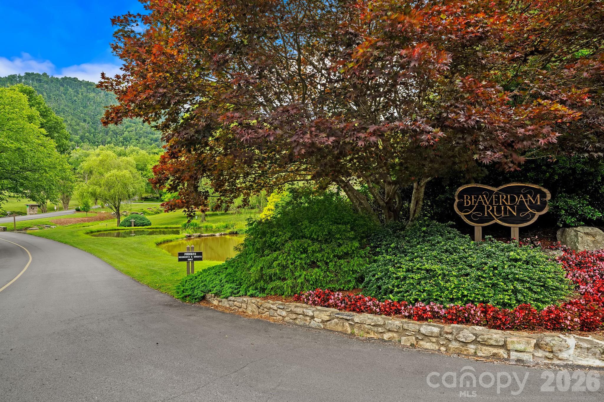 52 Clubside Drive