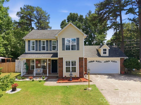Photo of 2498 Hawk Ridge Drive, Gastonia, NC 28056 (MLS # 4394789)