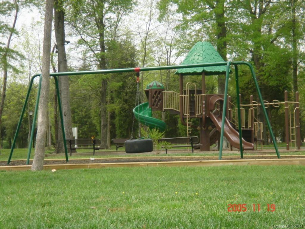 Brandon Oaks - Residential