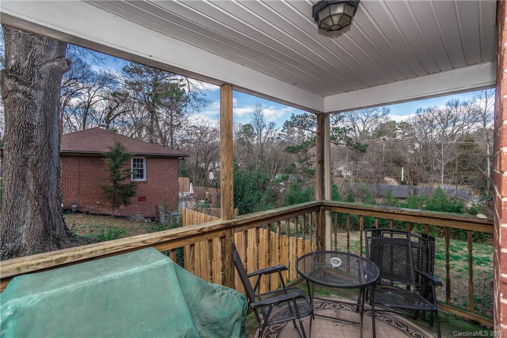 Plaza Hills - Residential