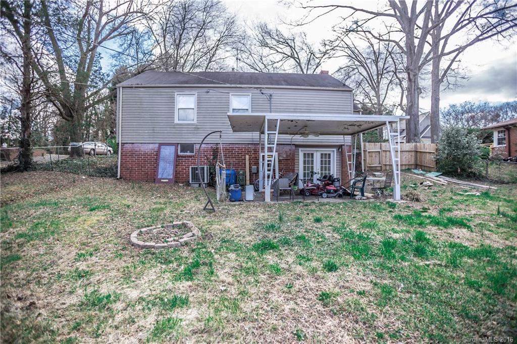 Plaza Hills - Residential