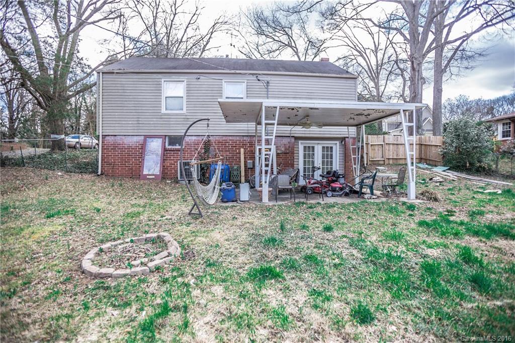 Plaza Hills - Residential