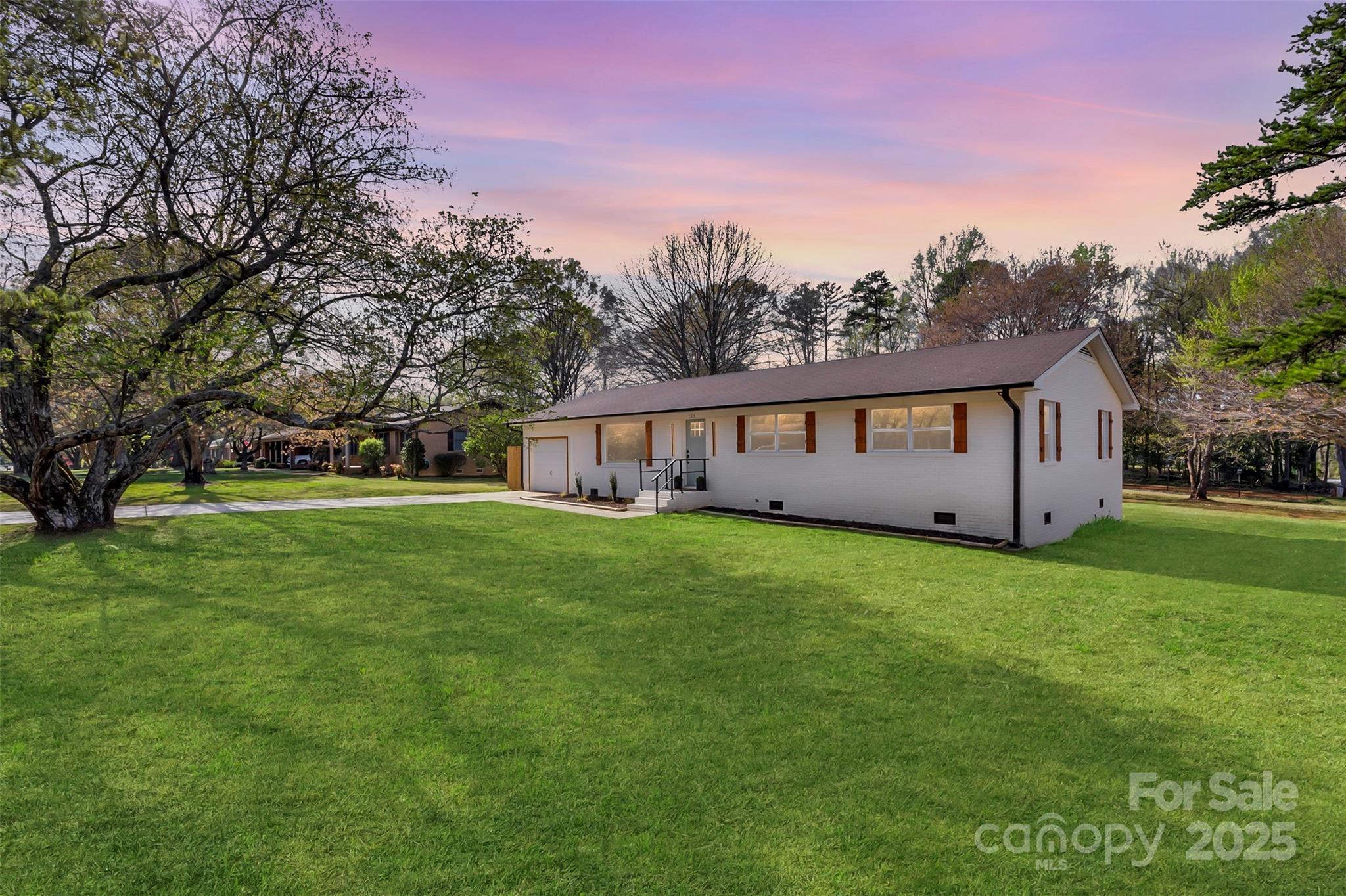 1315 Vickie Lane