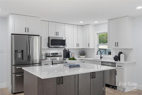 1315 Vickie Lane Matthews NC 28104