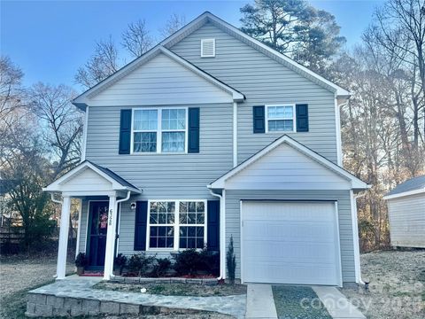 Photo of 6328 Pennacook Drive, Charlotte, NC 28214 (MLS # 4337744)