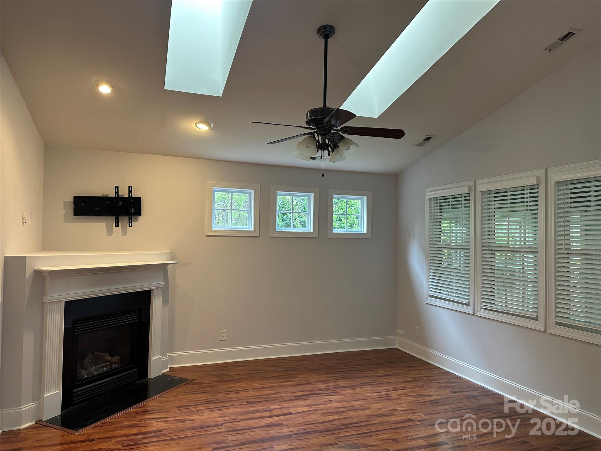 10715 Tom Short Road