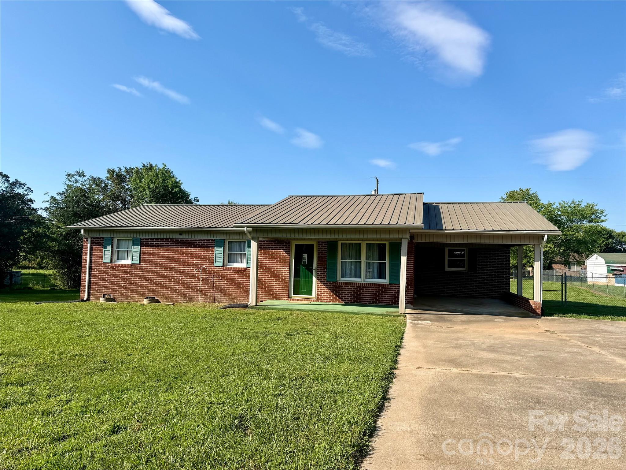 372 Ferry Road