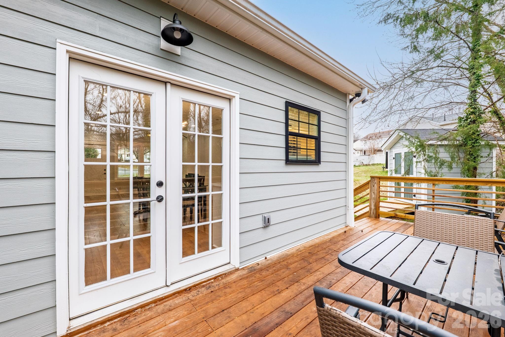 Northridge Village - Residential