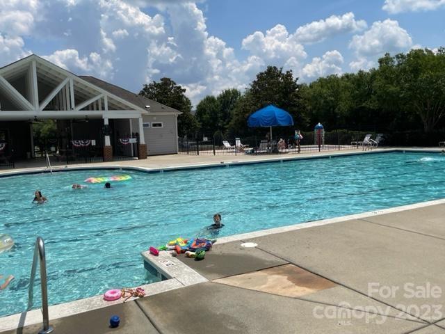 Taylor Glenn - Residential