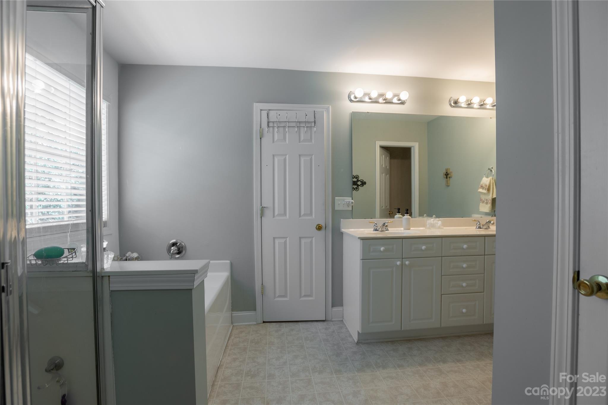 Taylor Glenn - Residential