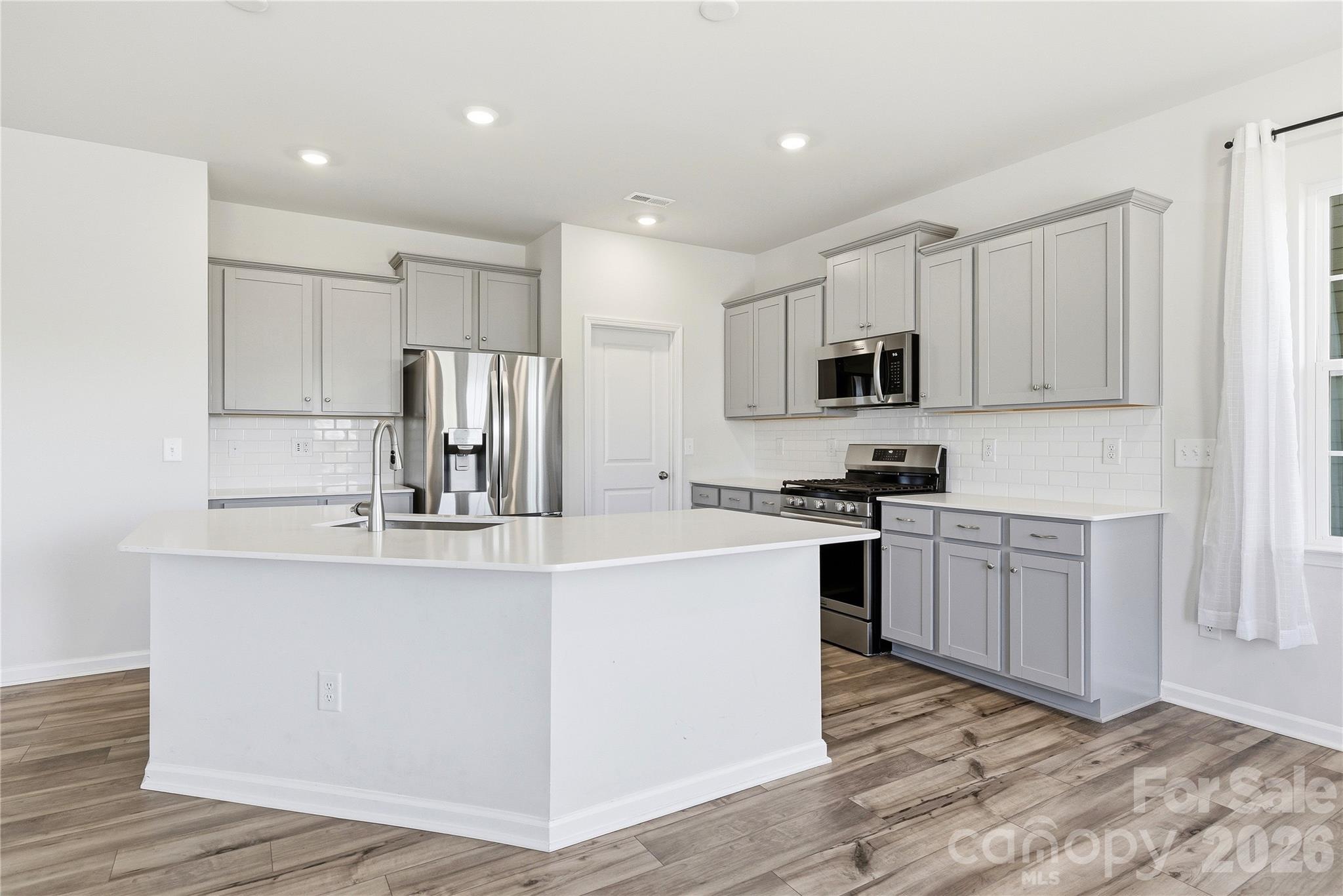 1607 Turkey Roost Road