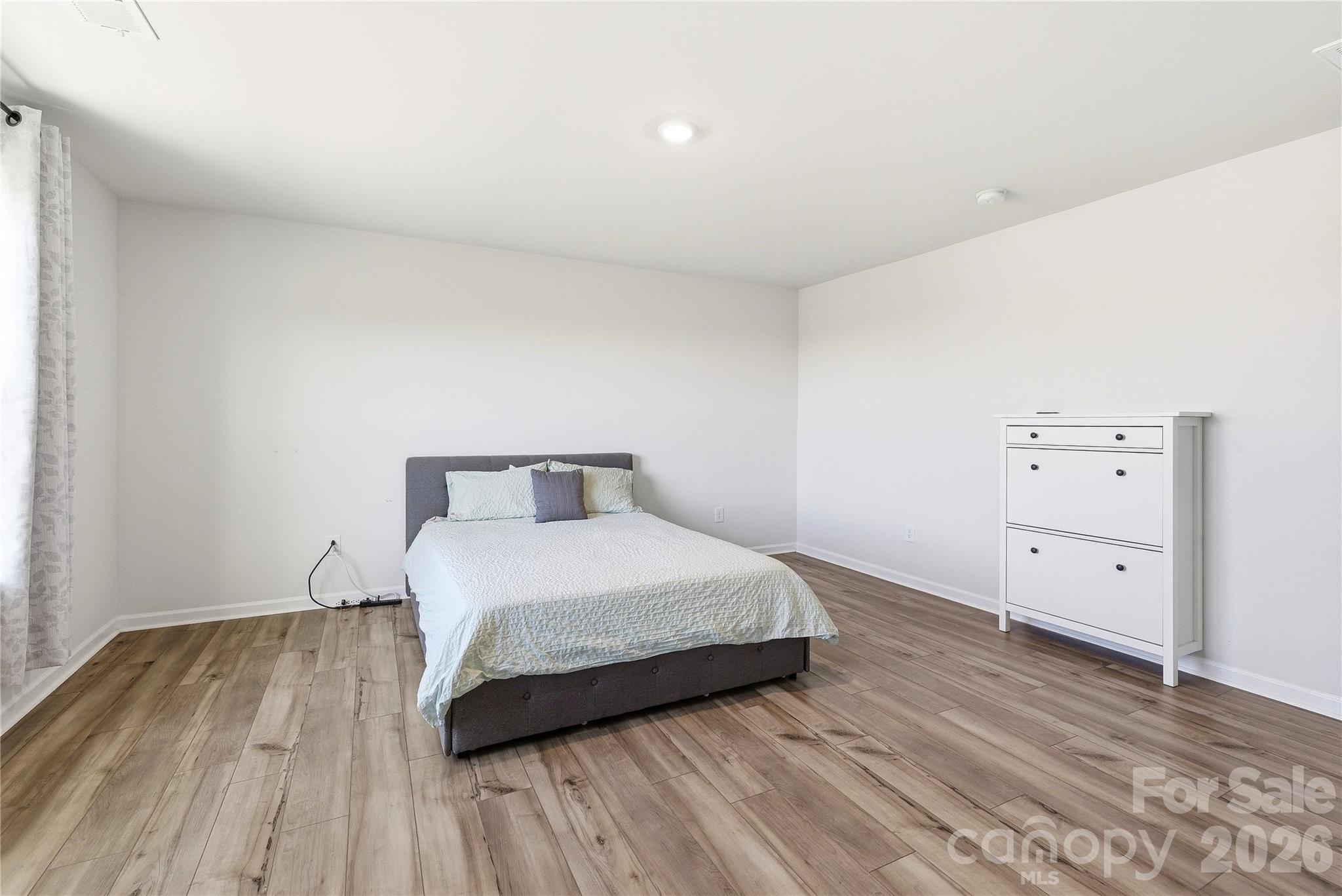 Elizabeth - Residential