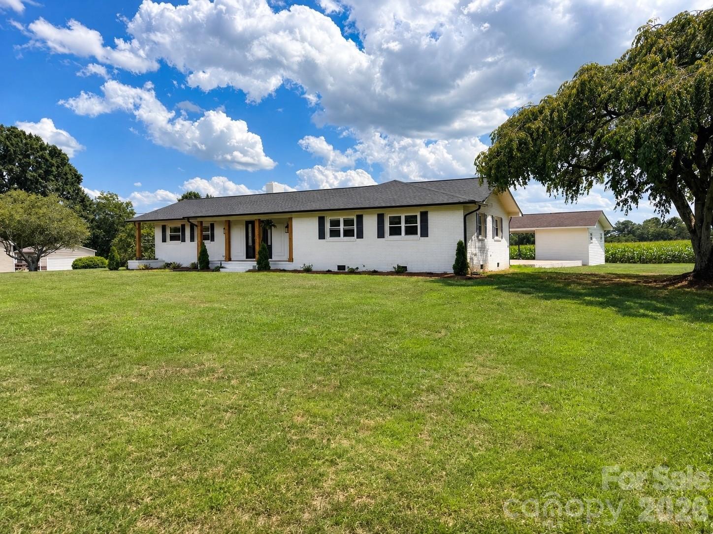 3115 Crow Road