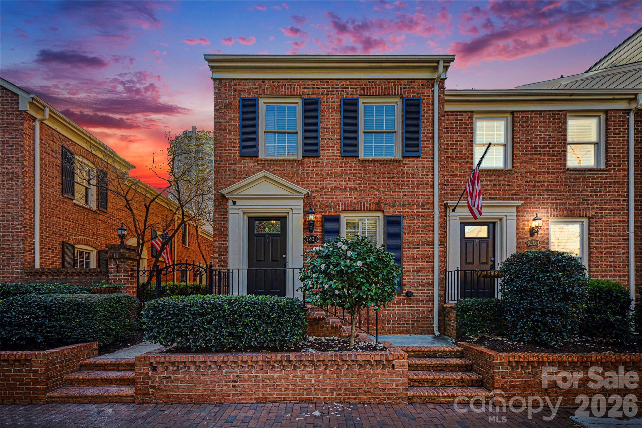 520 N Poplar Street I