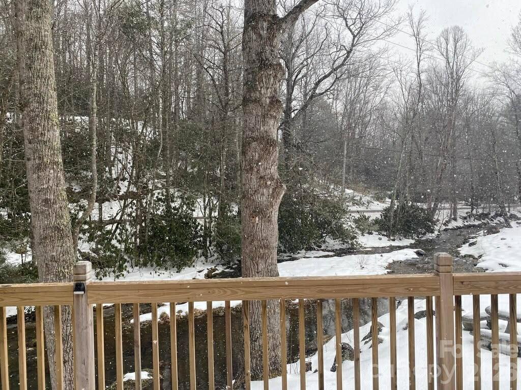 214 Davis Ridge Road