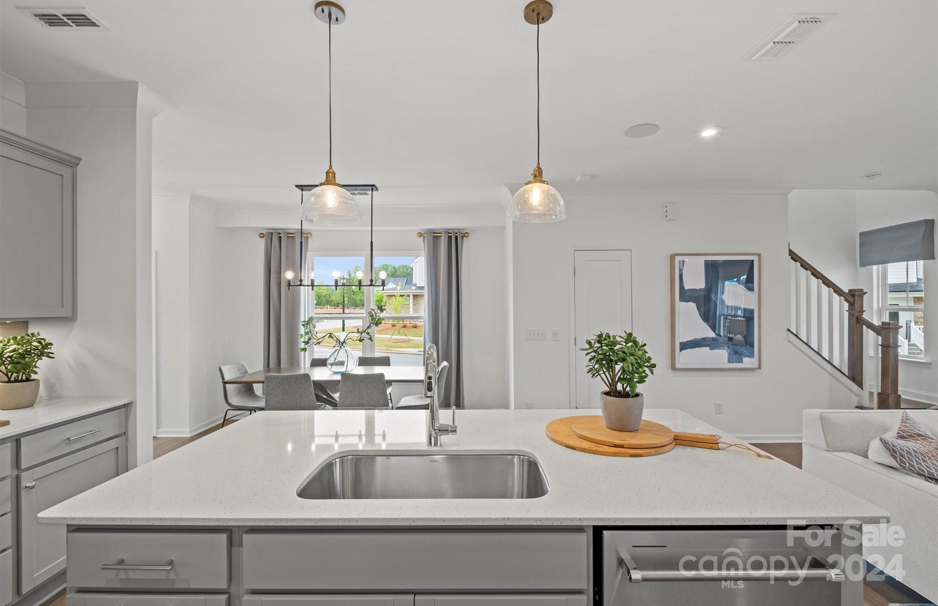 Pringle Towns - Residential