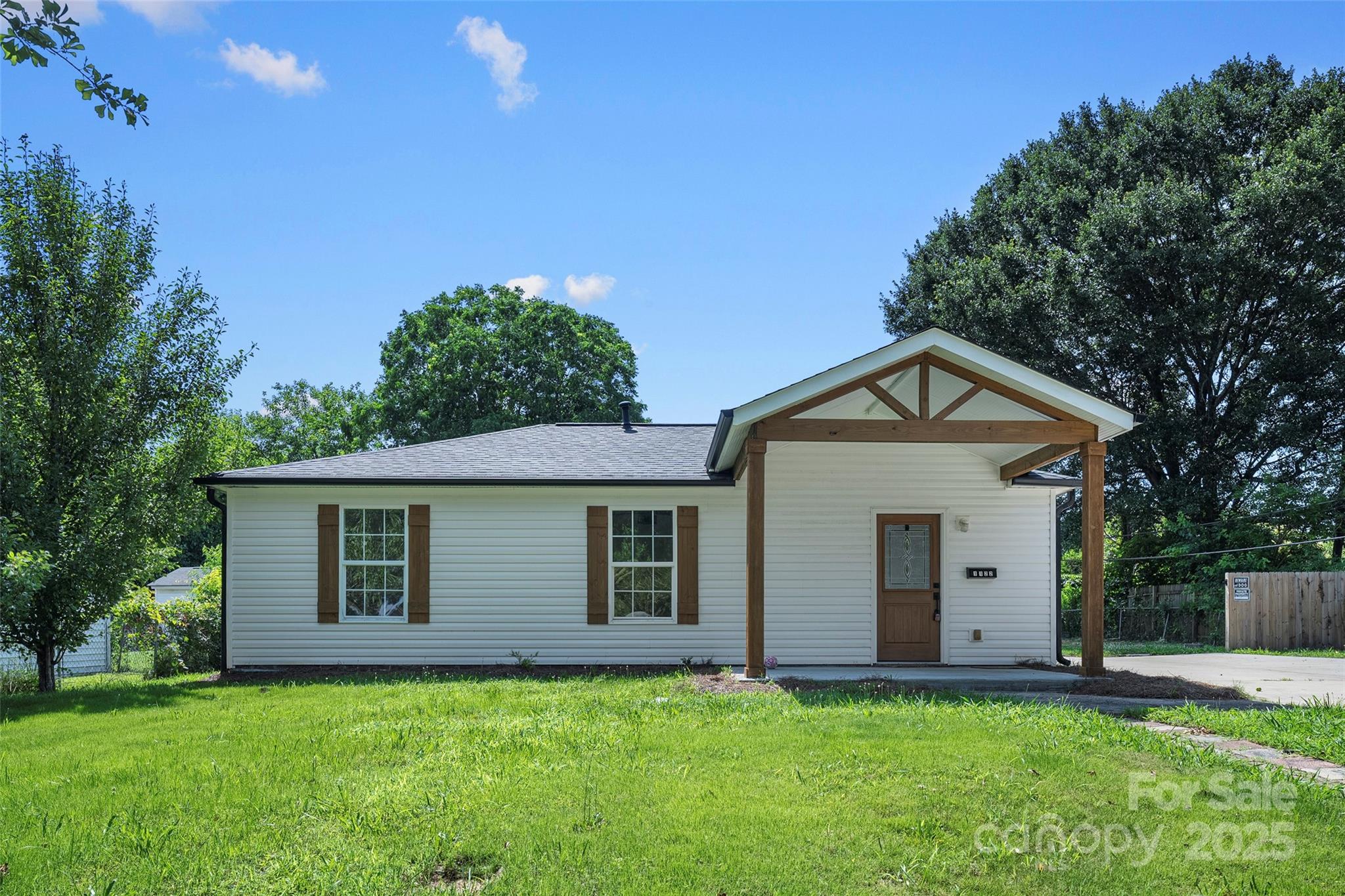 1122 Oconee Avenue