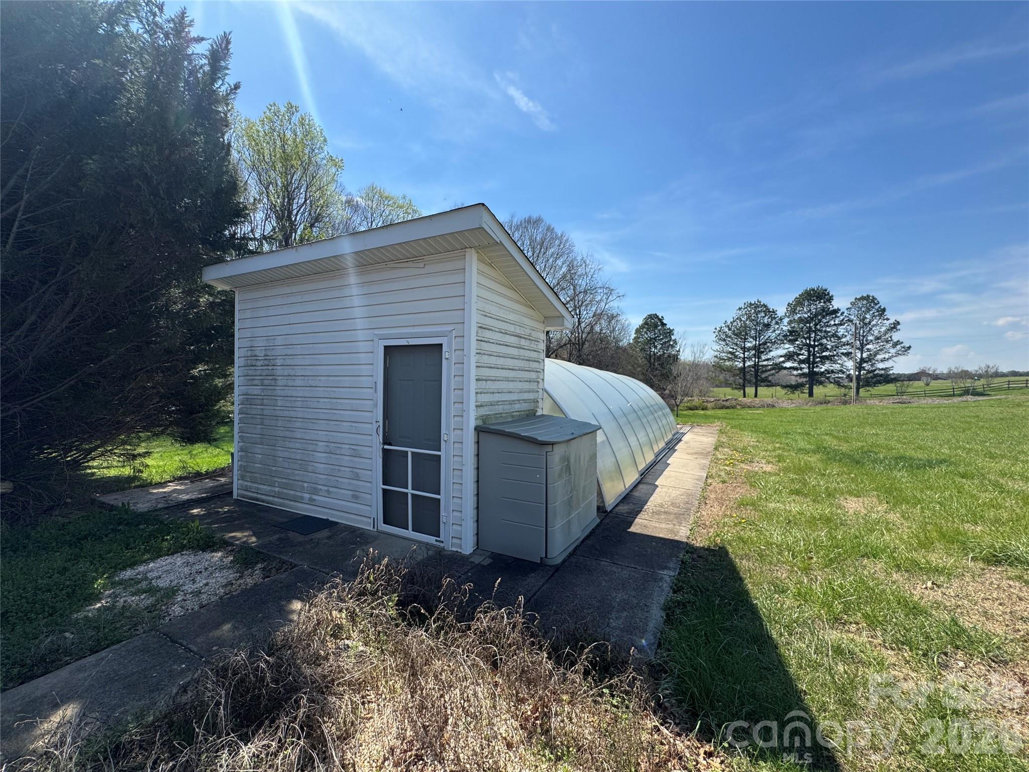 Flying V Acres - Residential