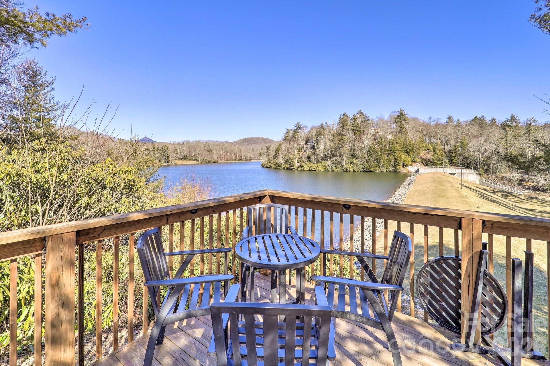 Linville Land Harbor - Residential