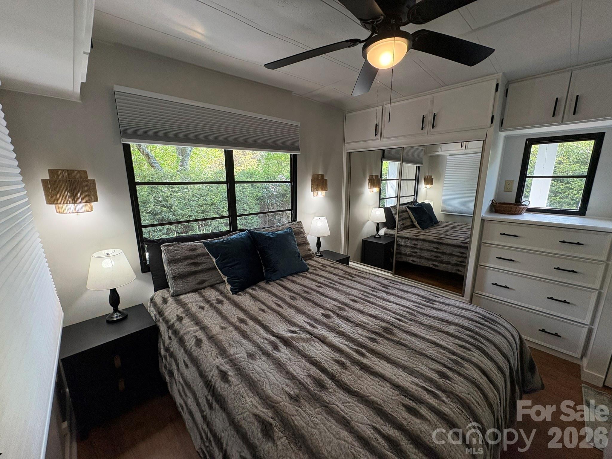 Linville Land Harbor - Residential