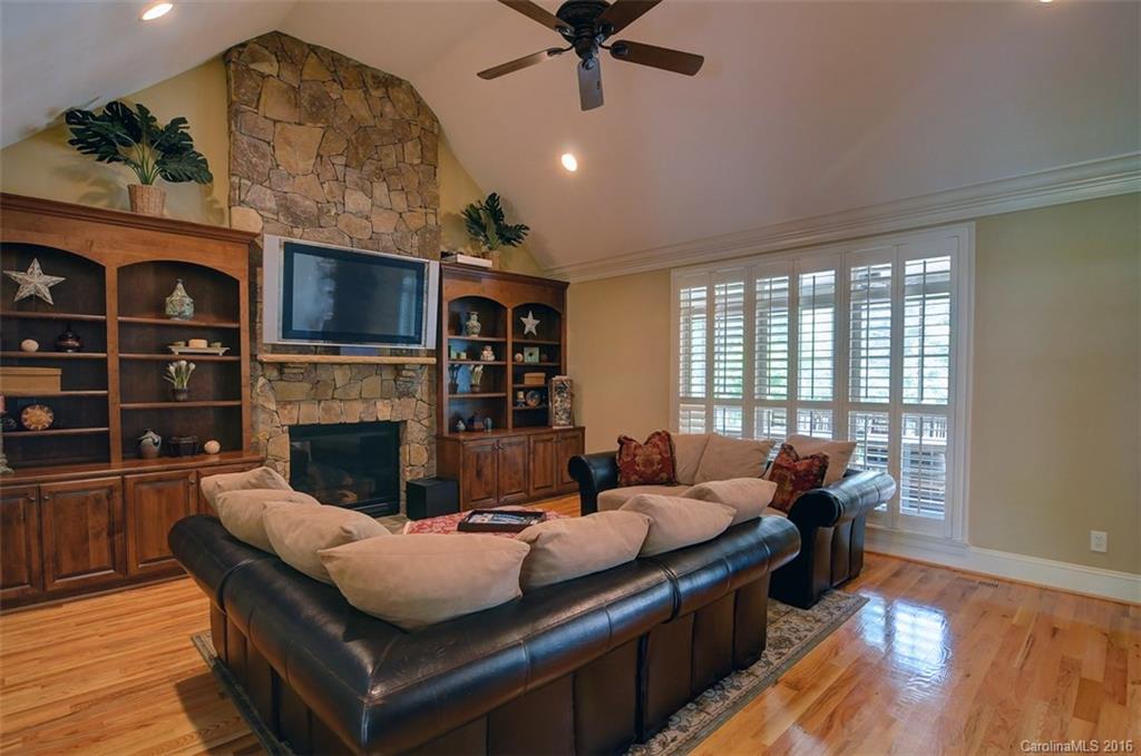 Carolina Coves - Residential