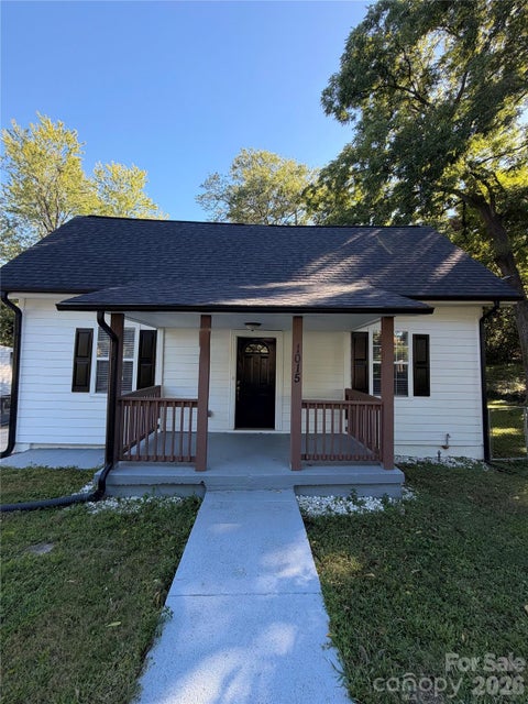 Photo of 1015 4th Avenue, Gastonia, NC 28052 (MLS # 4431617)