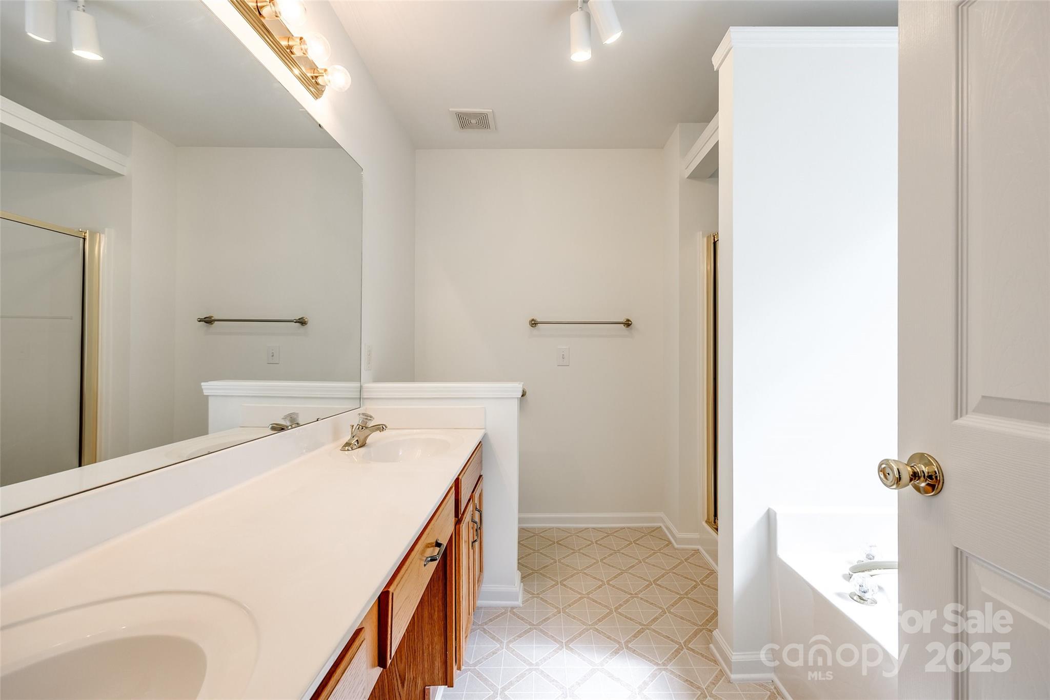 Legacy Park - Residential