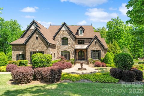 733 Fawns Glen Place Lake Wylie SC 29710