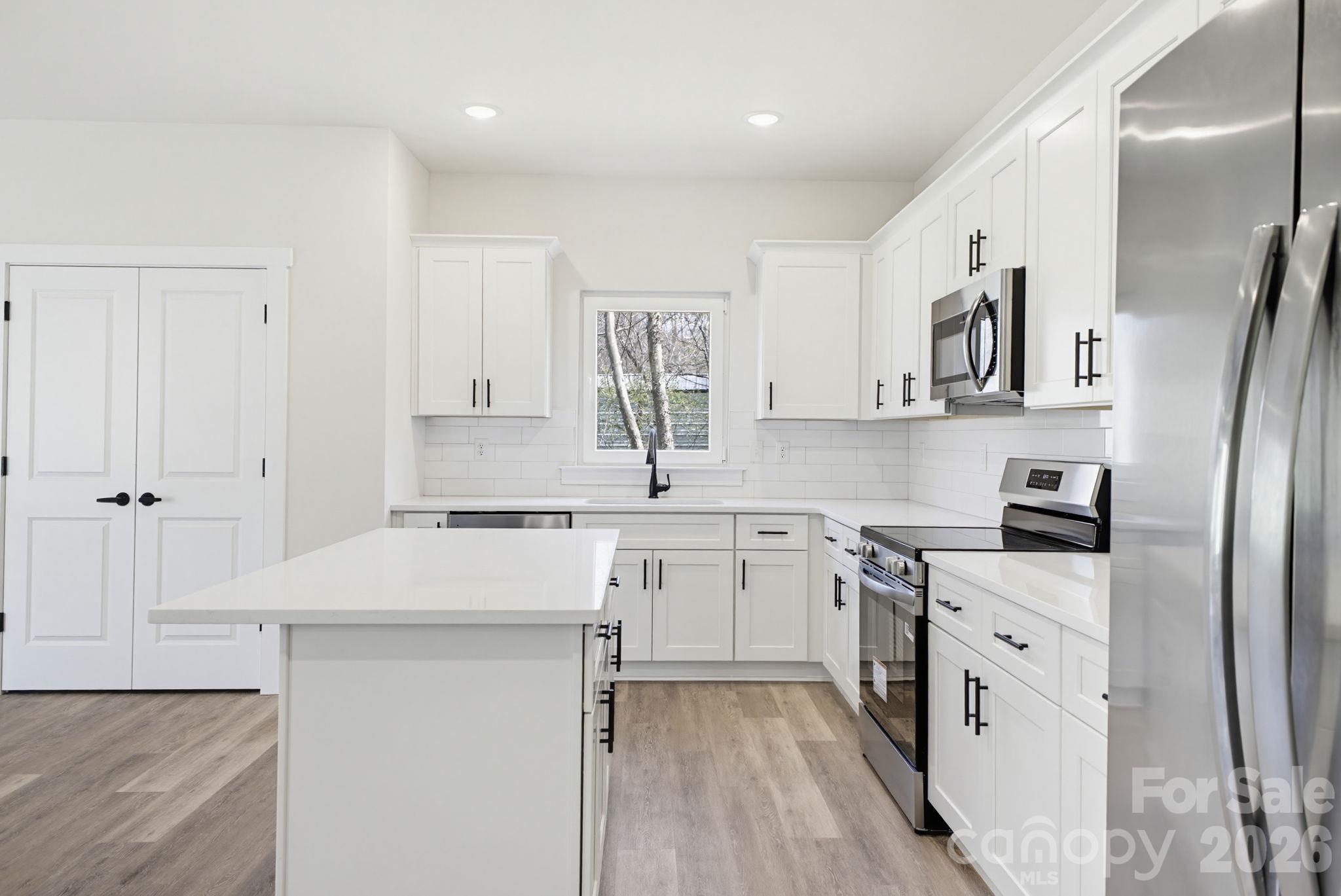 1550 9th Street Lane NW