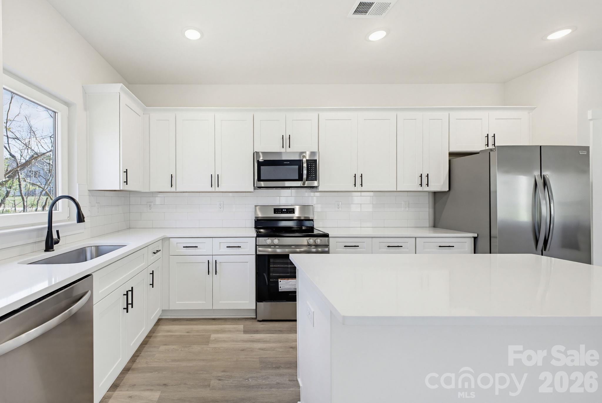 1550 9th Street Lane NW