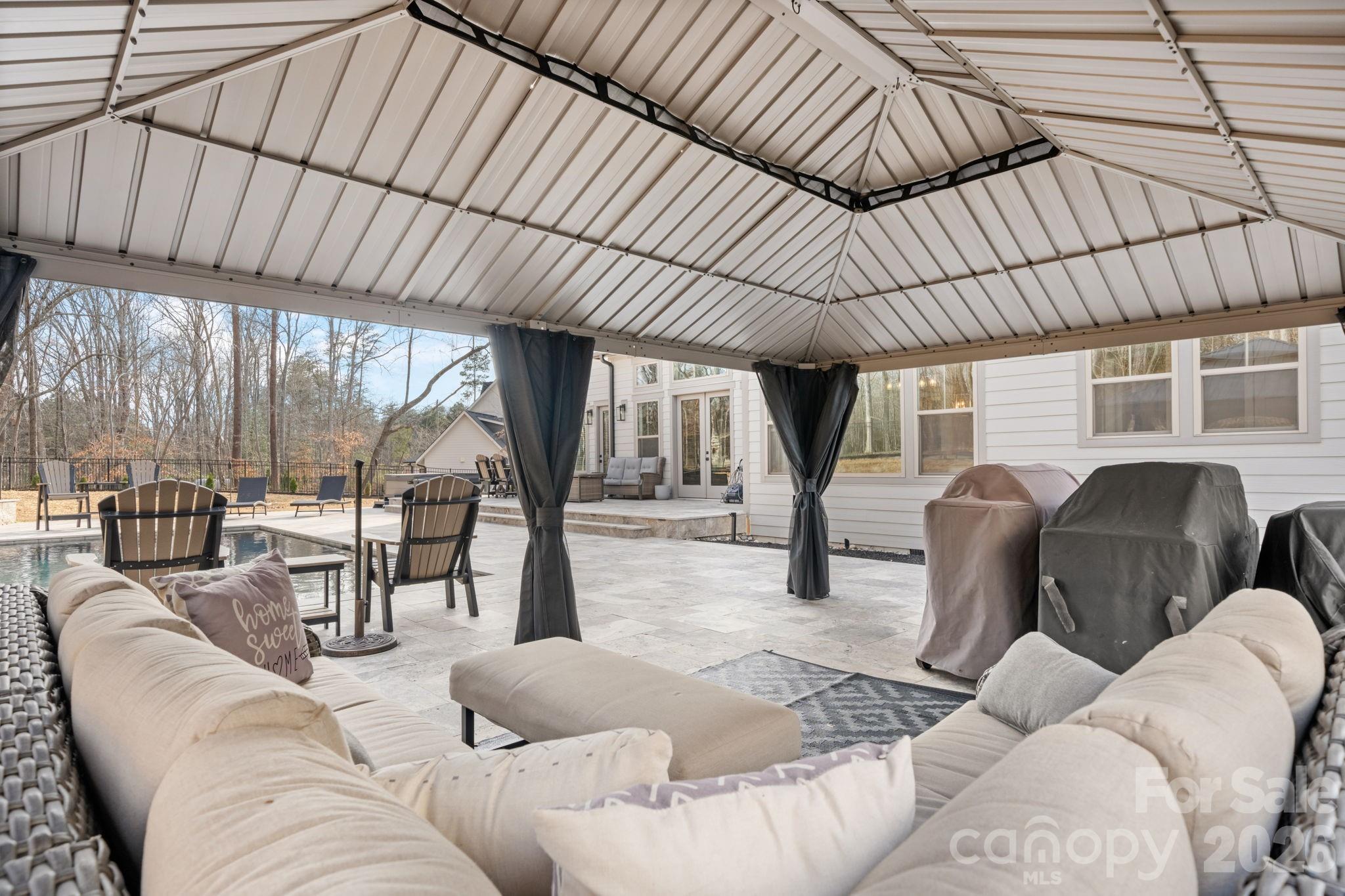 James Plantation - Residential