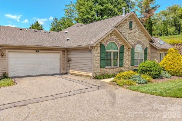 52 MOUNTAIN MEADOW CIR, WEAVERVILLE, NC 28787 - Image ffd1fd49f2498c8d50bac7bd126ac0f5/3901775394