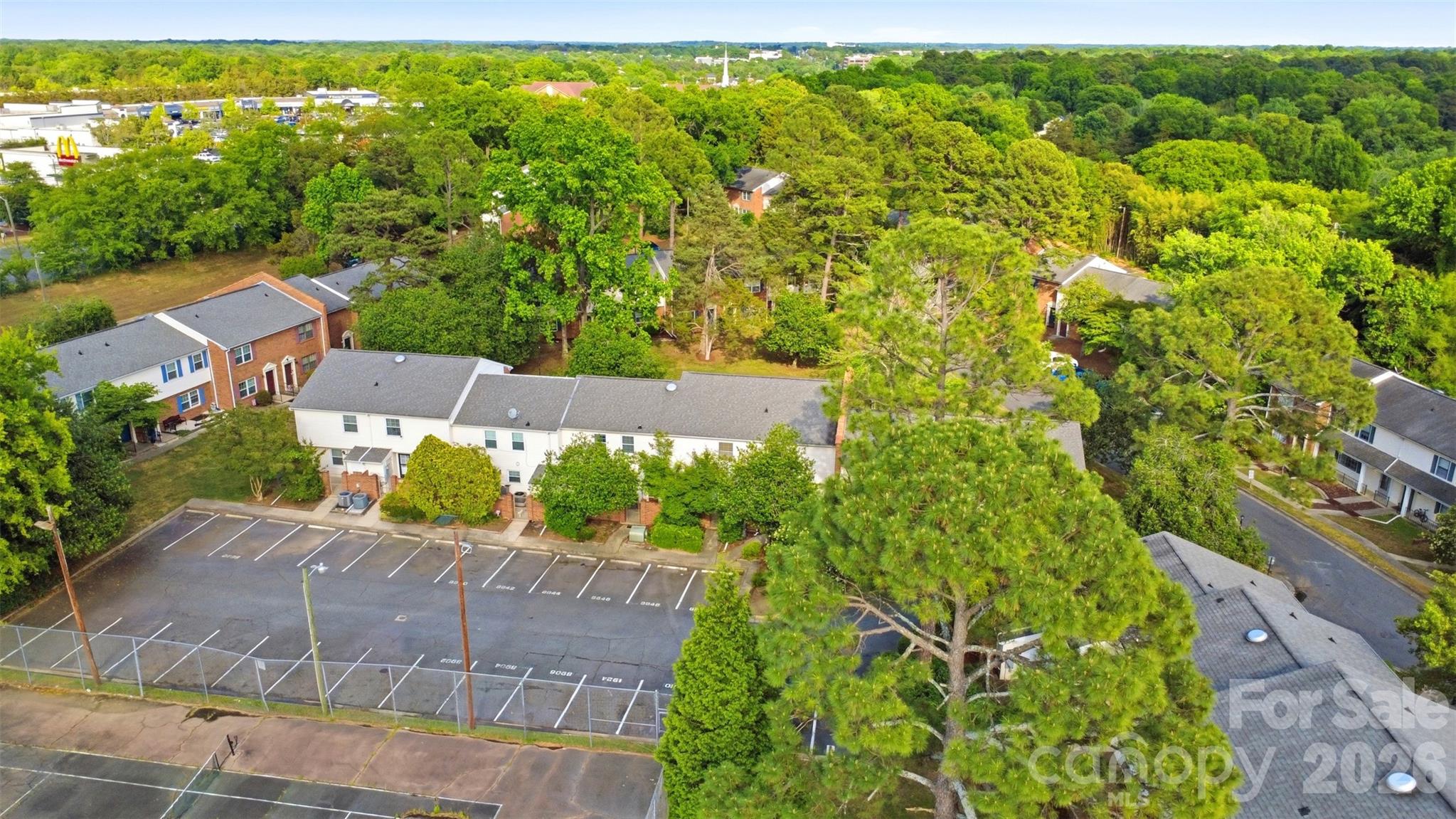 Lexington Commons - Residential
