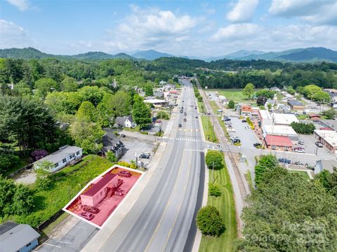 8305 Carolina Boulevard Clyde NC 28721