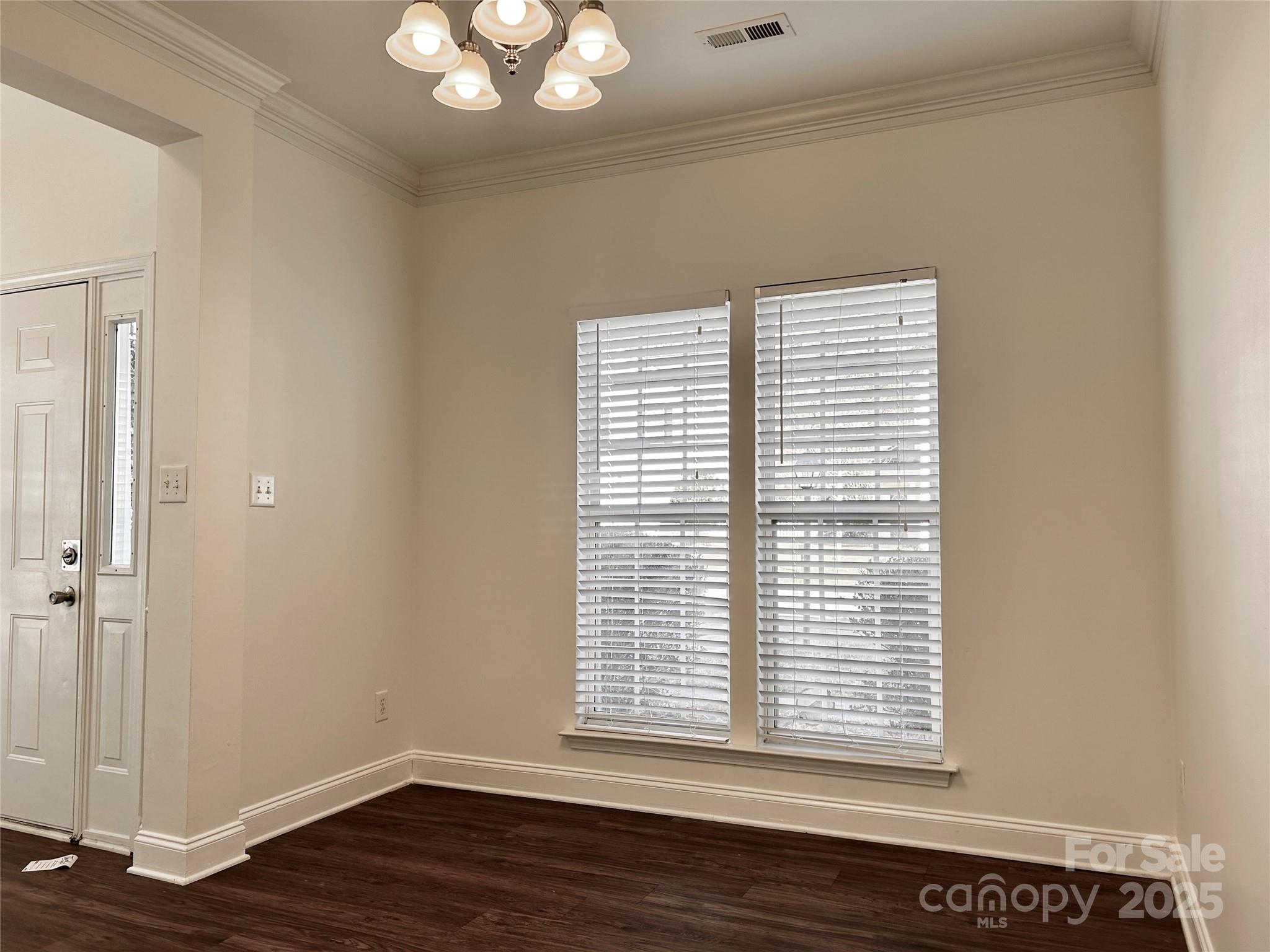 5905 Waverly Lynn Lane