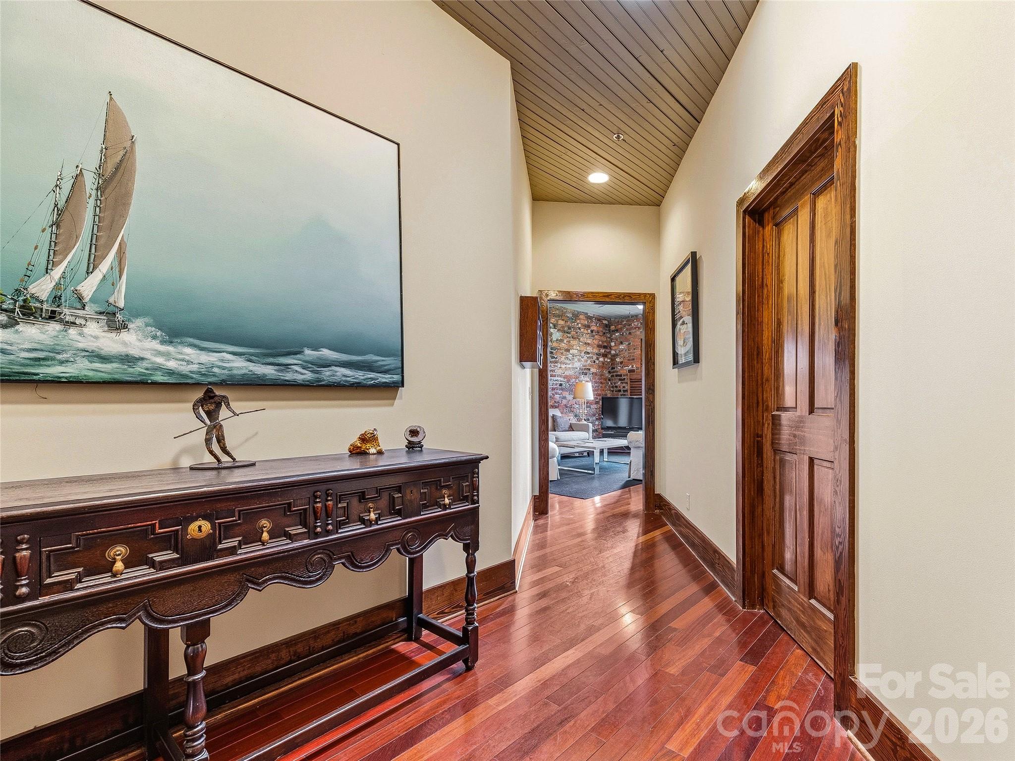 33 Patton Avenue 301