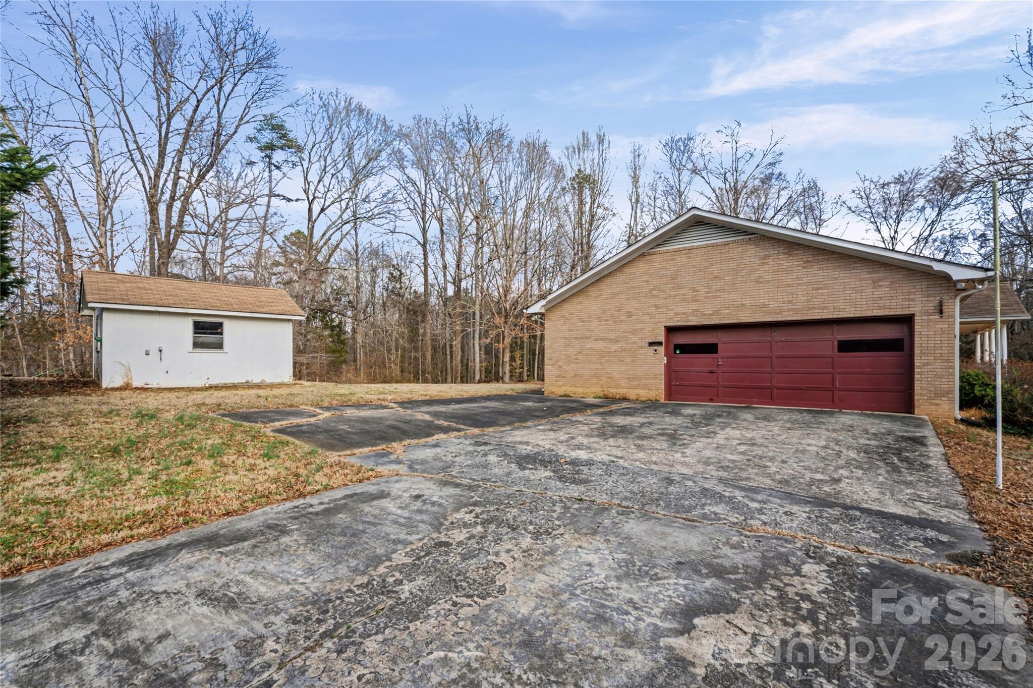 Knollwood Acres - Residential