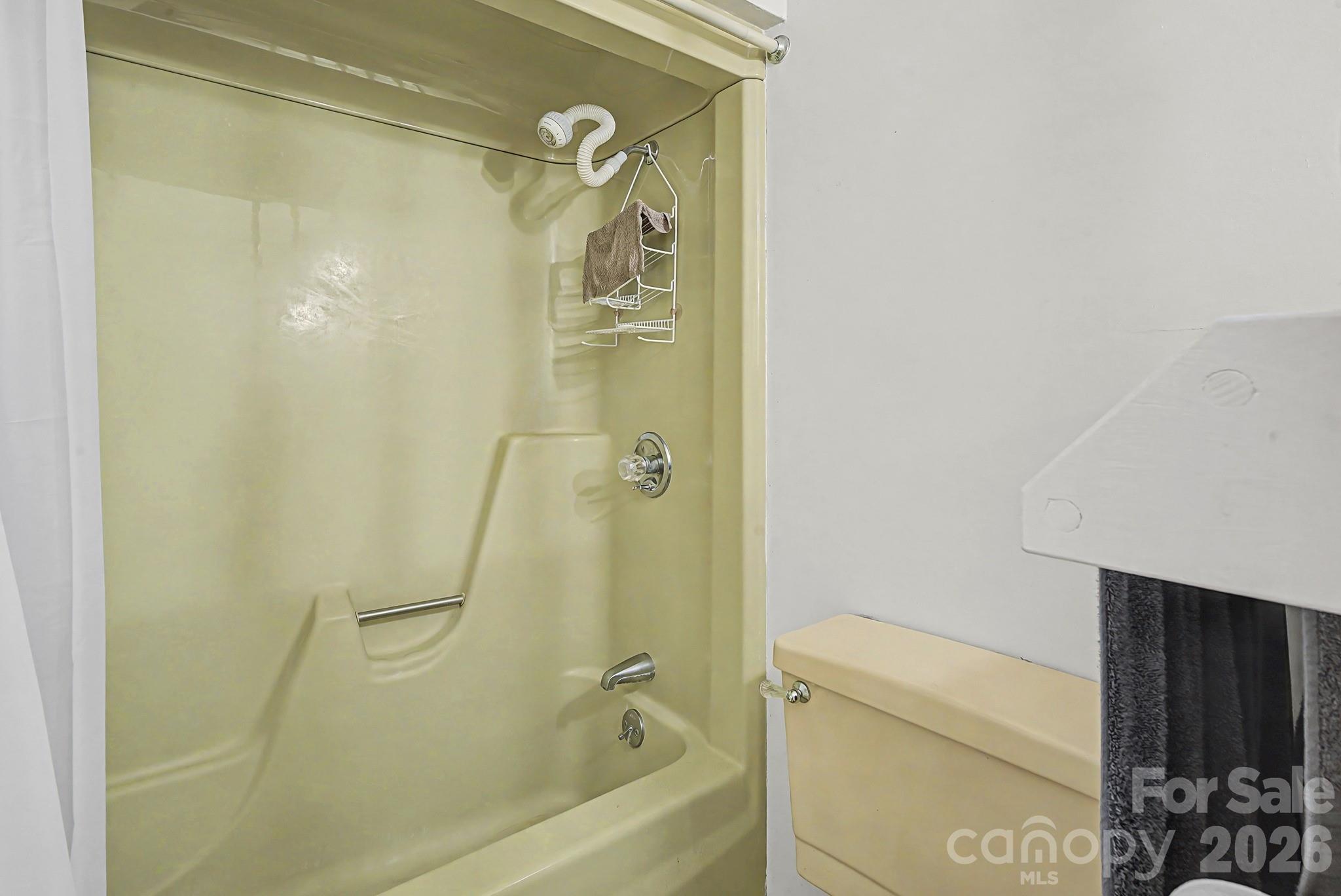 Knollwood Acres - Residential