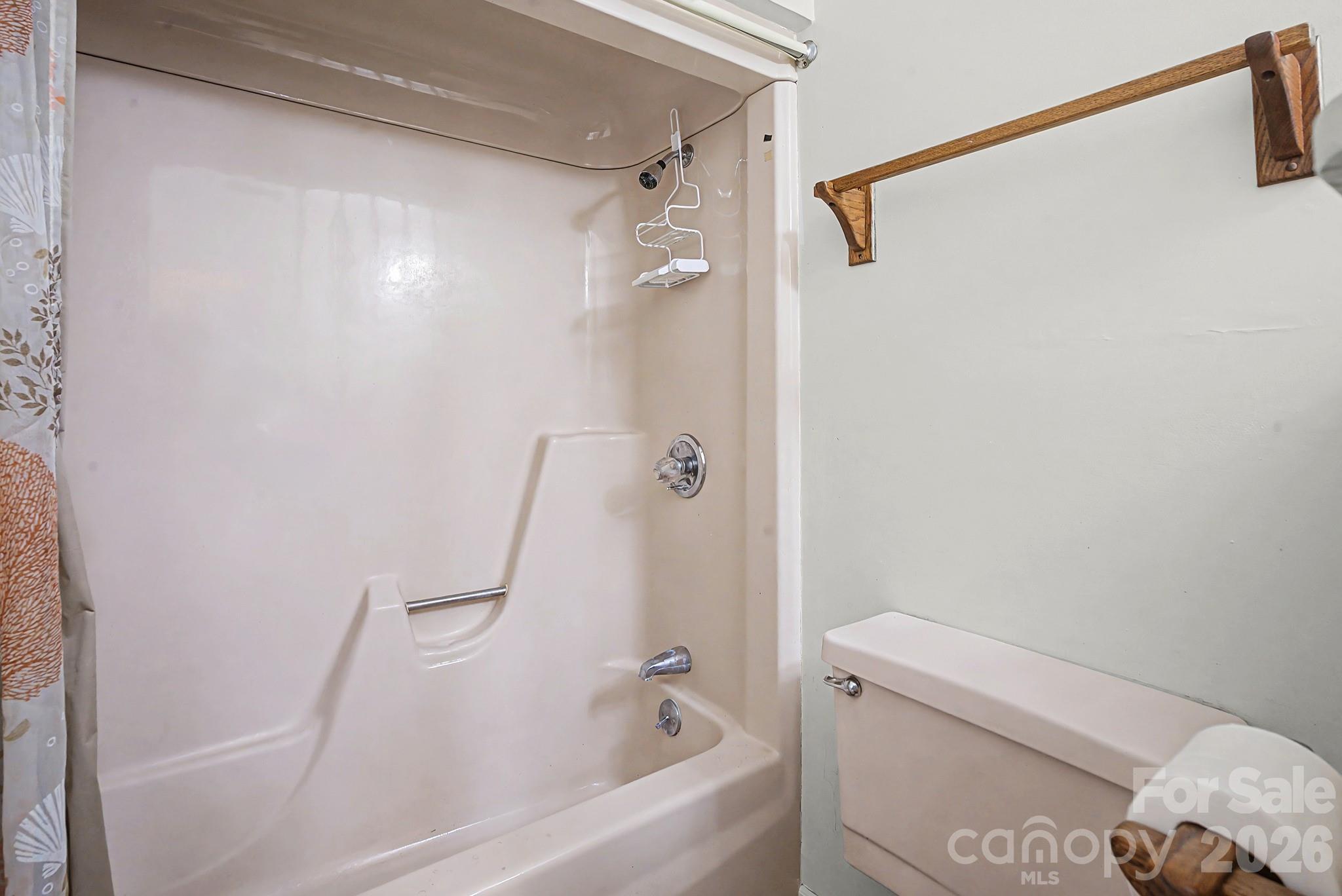 Knollwood Acres - Residential